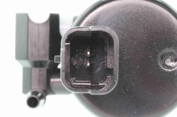 POMPA DE APA SPALARE PARBRIZ VEMO V42-08-0004 - Compatibil cu CITROEN, DACIA, DS, FIAT, LANCIA, MERCEDES-BENZ, NISSAN, OPEL, PEU