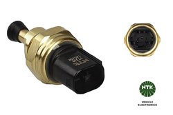 SENZOR PRESIUNE GAZE EVACUARE NTK 77338 - Compatibil cu NISSAN