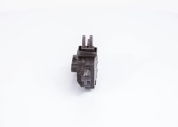 REGULATOR ALTERNATOR BOSCH 1 986 AE0 099 - Piesa auto compatibila cu mai multe marci