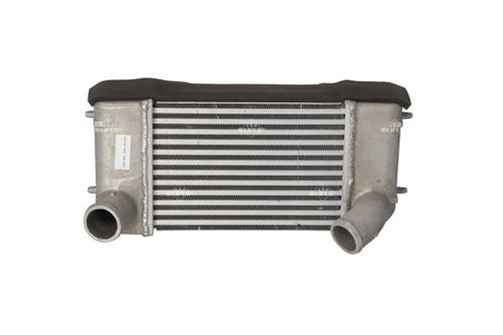 INTERCOOLER NRF 30355 - Compatibil cu LAND ROVER