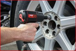 MASINA DE INSURUBAT CU PERCUTIE (AER COMPRIMAT) KS TOOLS 515.1200 - Piesa auto compatibila cu mai multe marci