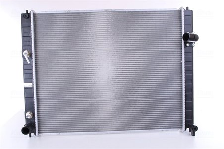 Radiator racire motor Nissens 681208