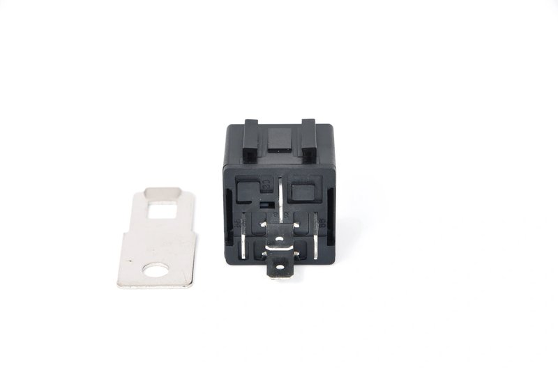 RELEU CURENT ALIMENTARE BOSCH 0 986 AH0 612 - Piesa auto compatibila cu mai multe marci