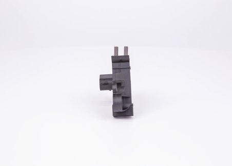REGULATOR ALTERNATOR BOSCH 1 986 AE0 047 - Piesa auto compatibila cu mai multe marci