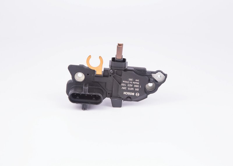 REGULATOR ALTERNATOR BOSCH 1 986 AE0 100 - Compatibil cu DAF, RENAULT TRUCKS, VOLVO