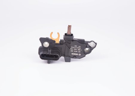 REGULATOR ALTERNATOR BOSCH 1 986 AE0 100 - Compatibil cu DAF, RENAULT TRUCKS, VOLVO