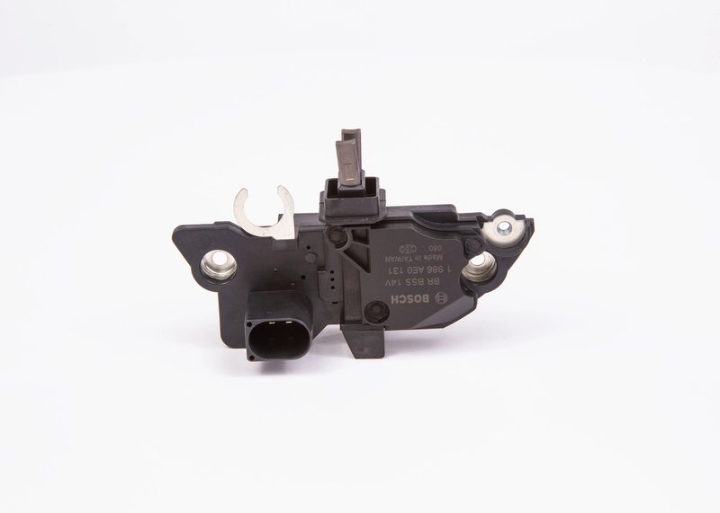 Regulator alternator BOSCH 1 986 AE0 131 Regulator alternator BOSCH 1 986 AE0 131