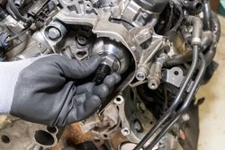 EXTRACTOR UNITATE PUMPE-DUSE HAZET 2517-1 - Piesa auto compatibila cu mai multe marci