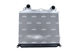 INTERCOOLER NRF 30203 - Compatibil cu MAN