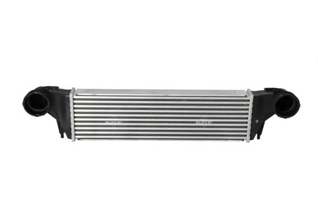 INTERCOOLER NRF 30323 - Compatibil cu BMW