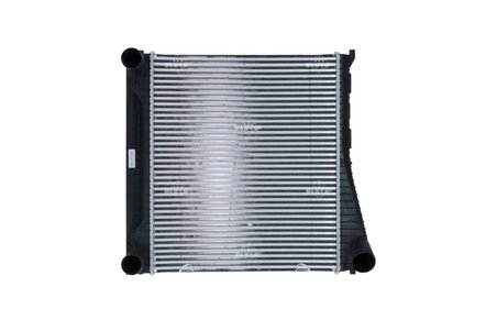INTERCOOLER NRF 30913 - Compatibil cu LAND ROVER