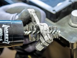 PERIE SARMA, CURATARE POLI/CLEME BATERIE HAZET 4650-4 - Piesa auto compatibila cu mai multe marci