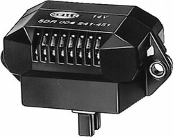 Regulator alternator HELLA 5DR 004 241-451