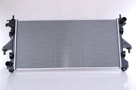 Radiator racire motor Nissens 63566