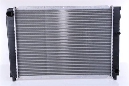 Radiator racire motor Nissens 65537A