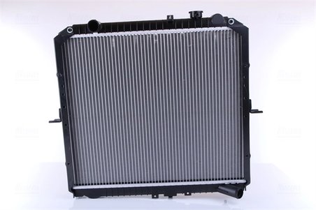 Radiator racire motor Nissens 66622
