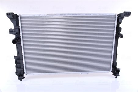 Radiator racire motor Nissens 67186