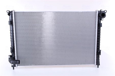 Radiator racire motor Nissens 69700A