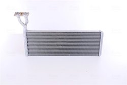 SCHIMBATOR CALDURA INCALZIRE HABITACLU NISSENS 75005 - Compatibil cu SCANIA