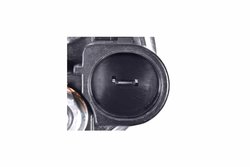 Electromotor HELLA 8EA 012 526-481