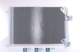 RADIATOR CLIMATIZARE NISSENS 94713 - Compatibil cu IVECO