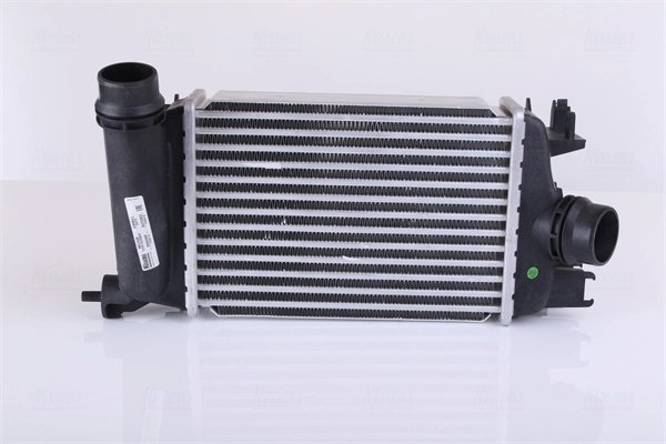 INTERCOOLER NISSENS 961526 - Compatibil cu NISSAN