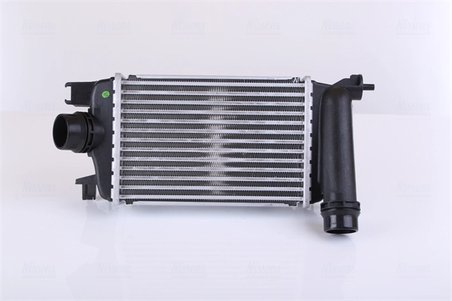INTERCOOLER NISSENS 961583 - Compatibil cu NISSAN