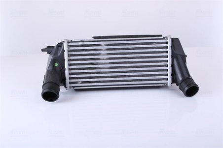 Intercooler Nissens 96498