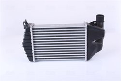 Intercooler Nissens 96587