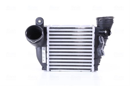 Intercooler Nissens 96679