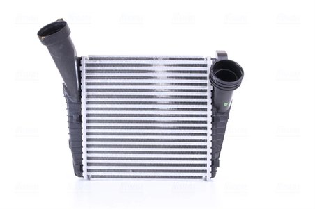 Intercooler Nissens 96688