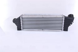 Intercooler Nissens 96733