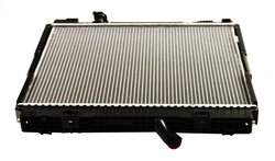 RADIATOR RACIRE MOTOR MAXGEAR AC228381 - Compatibil cu NISSAN, RENAULT TRUCKS
