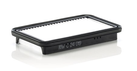 FILTRU AER MANN-FILTER C 24 019 - Compatibil cu SUZUKI