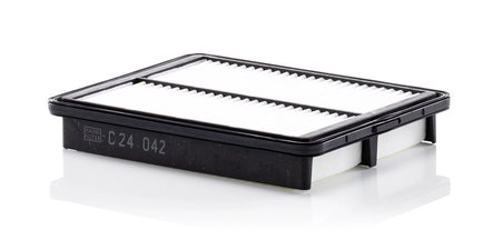 FILTRU AER MANN-FILTER C 24 042 - Compatibil cu SSANGYONG