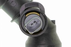 FLANSA LICHID RACIRE VAICO V10-9760 - Compatibil cu AUDI, SEAT, SKODA, VW