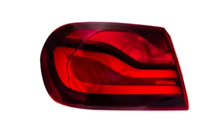 Lampa spate
