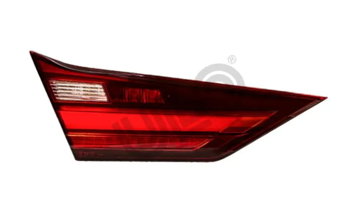 Lampa spate