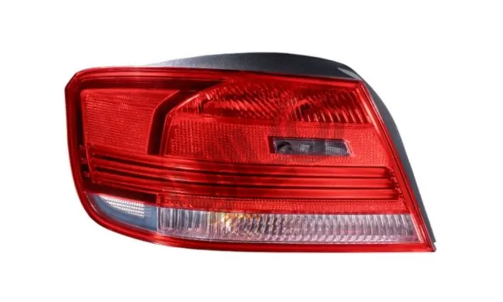 Lampa spate