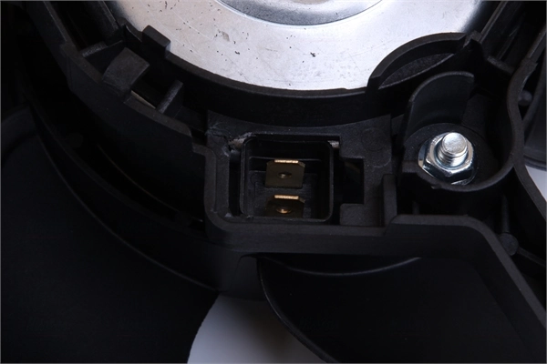 Ventilator radiator racire