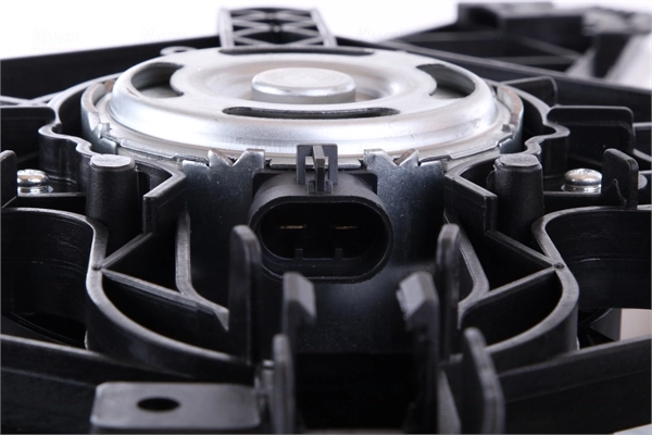 Ventilator radiator racire
