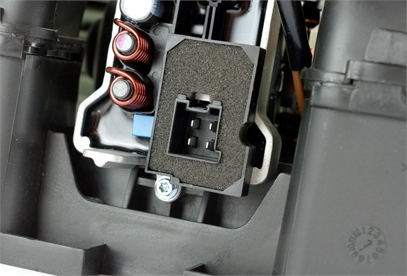 Ventilator habitaclu