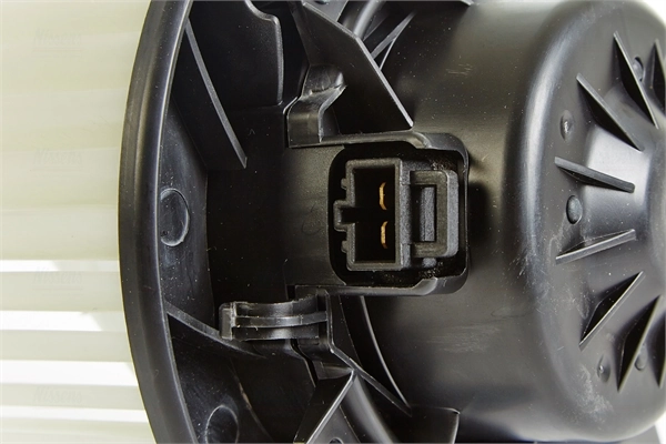 Ventilator habitaclu