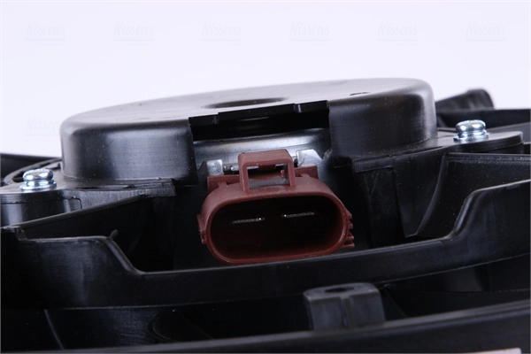 Ventilator radiator racire