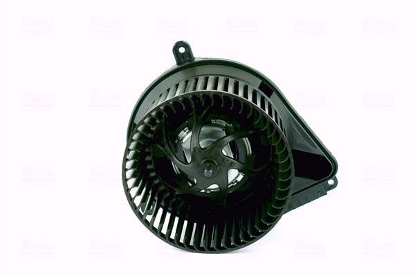 Ventilator habitaclu