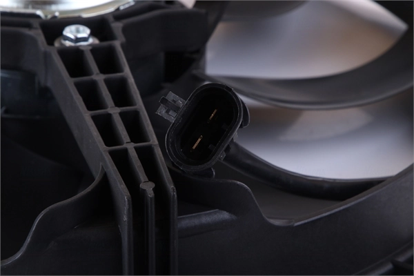 Ventilator radiator racire