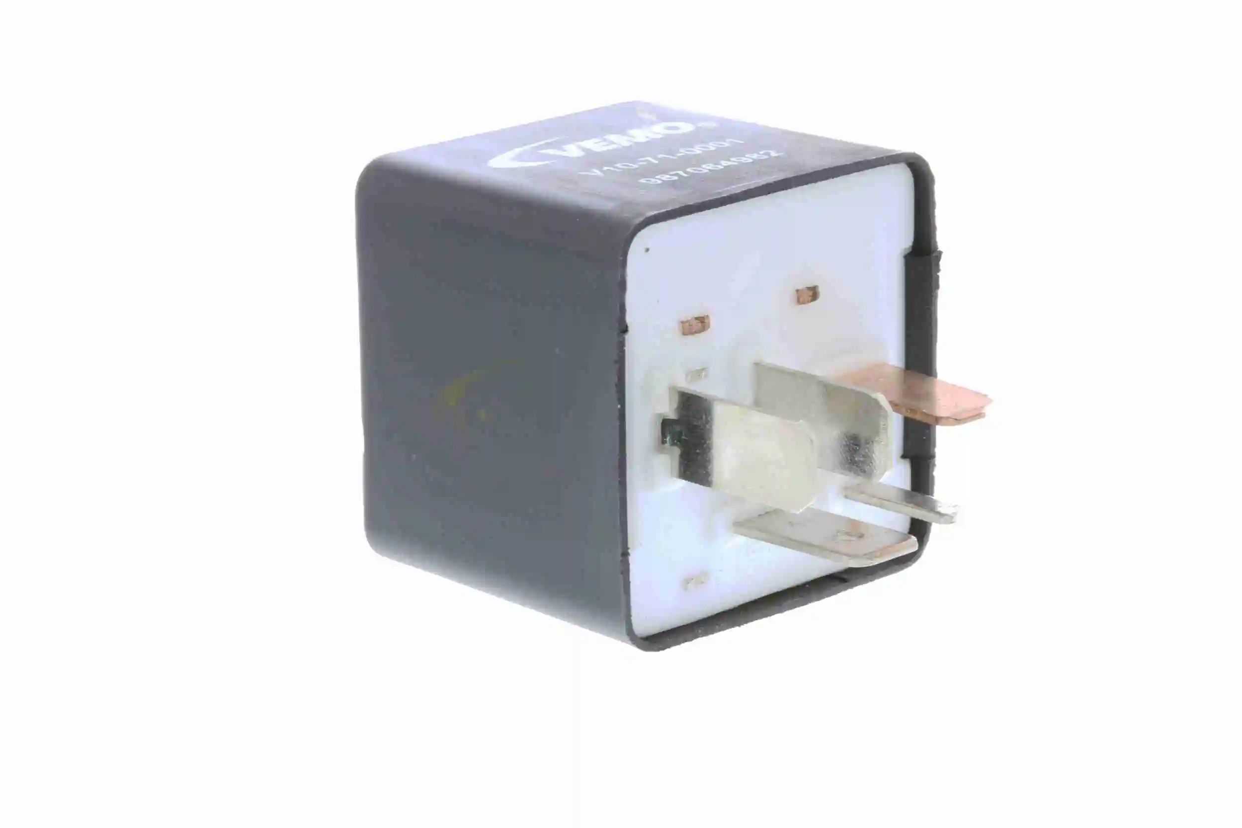 Releu multifunctional