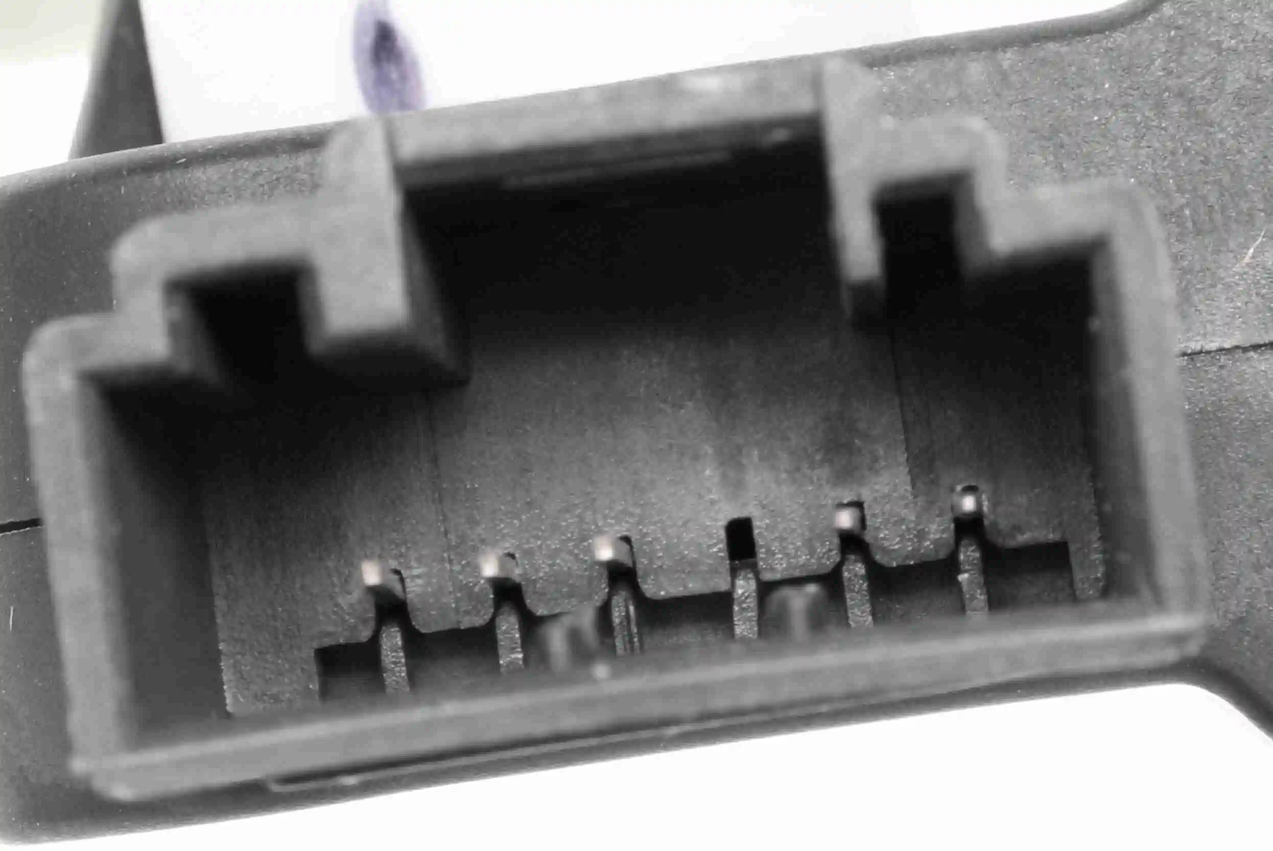 Element de reglare clapeta carburator