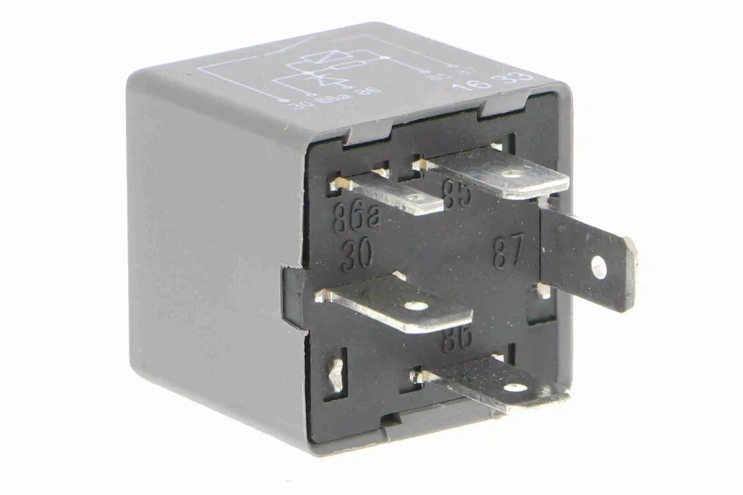 Releu multifunctional