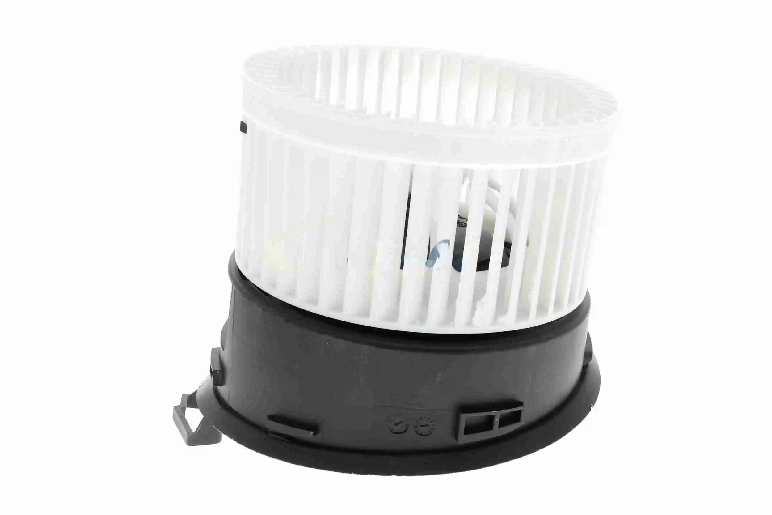 Ventilator habitaclu
